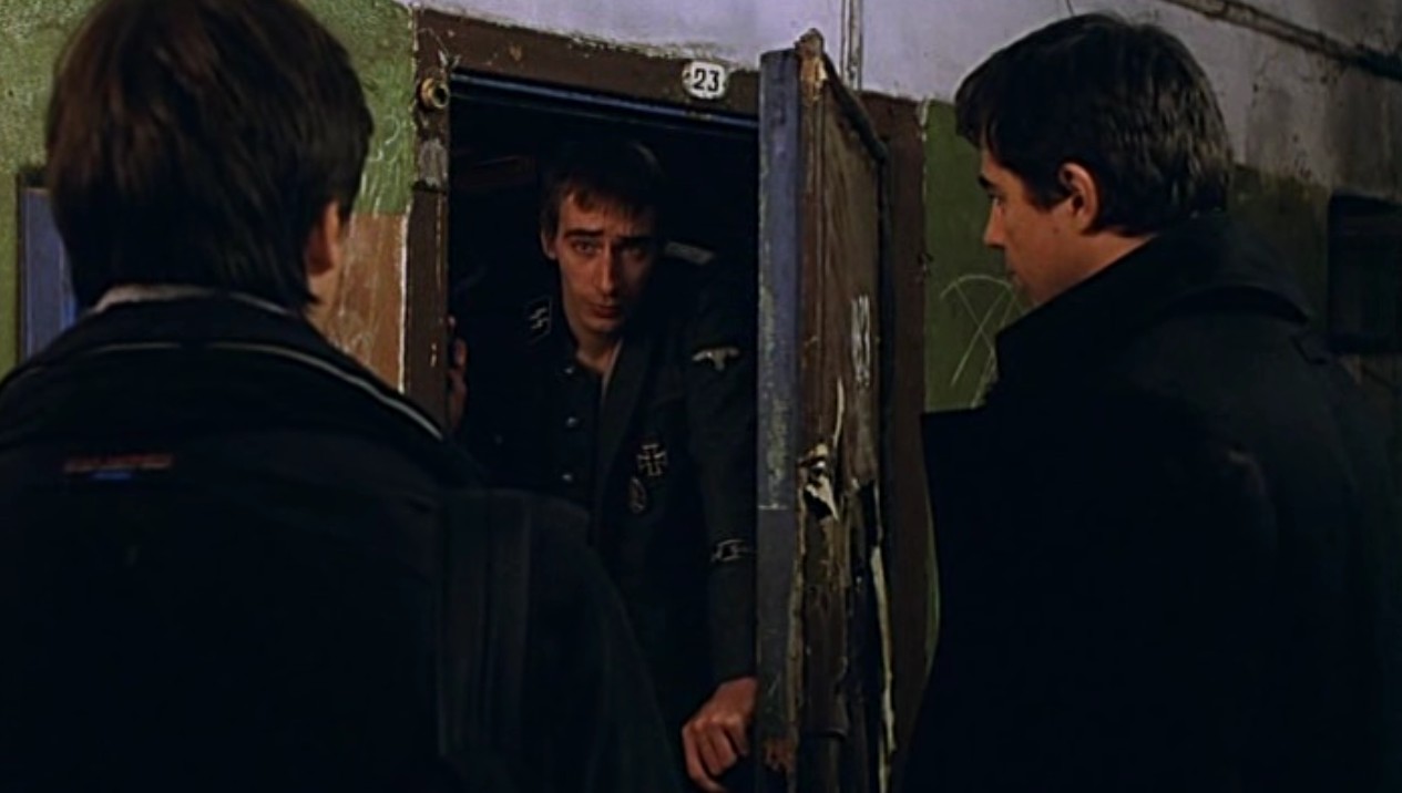 Брат Изнасиловал Вибратором