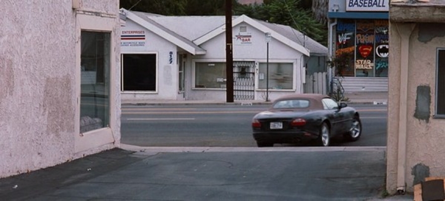 Memento - I’m chasing this guy. No. He’s chasing me