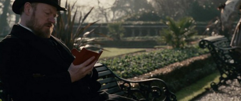 Sherlock Holmes: A Game of Shadows - Parisian park